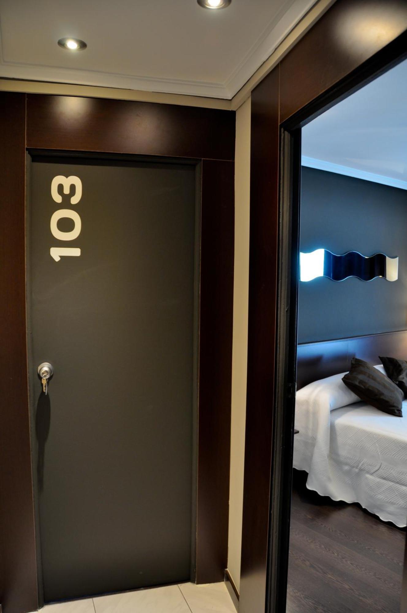 Hostal La Rotonda Ourense Eksteriør bilde
