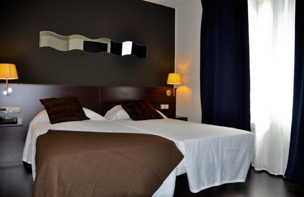 Hostal La Rotonda Ourense Rom bilde